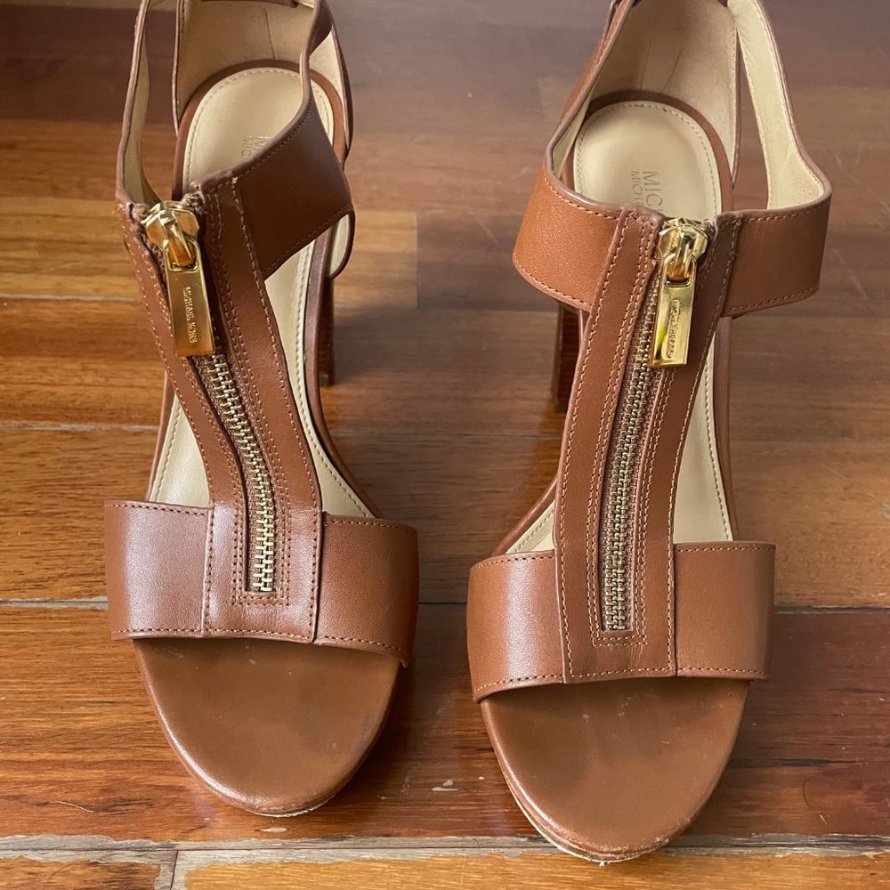 Michael Kors Berkley Leather Block-Heel Sandal - 7.5